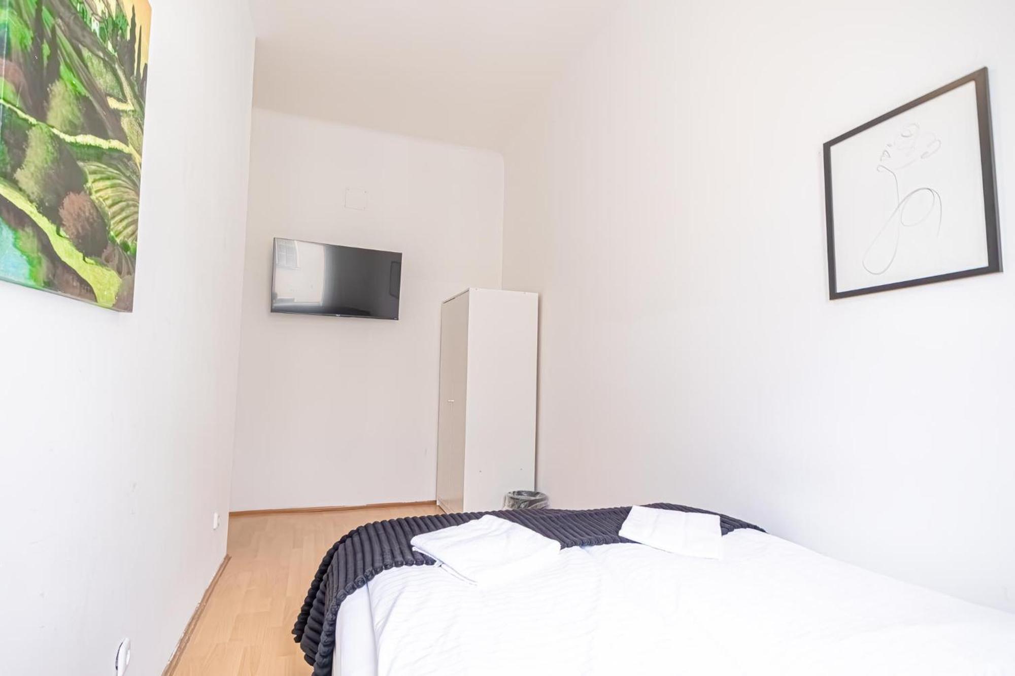 Sweet 3Br Shared Apt Near Wiener Stadthalle & Central Exterior foto