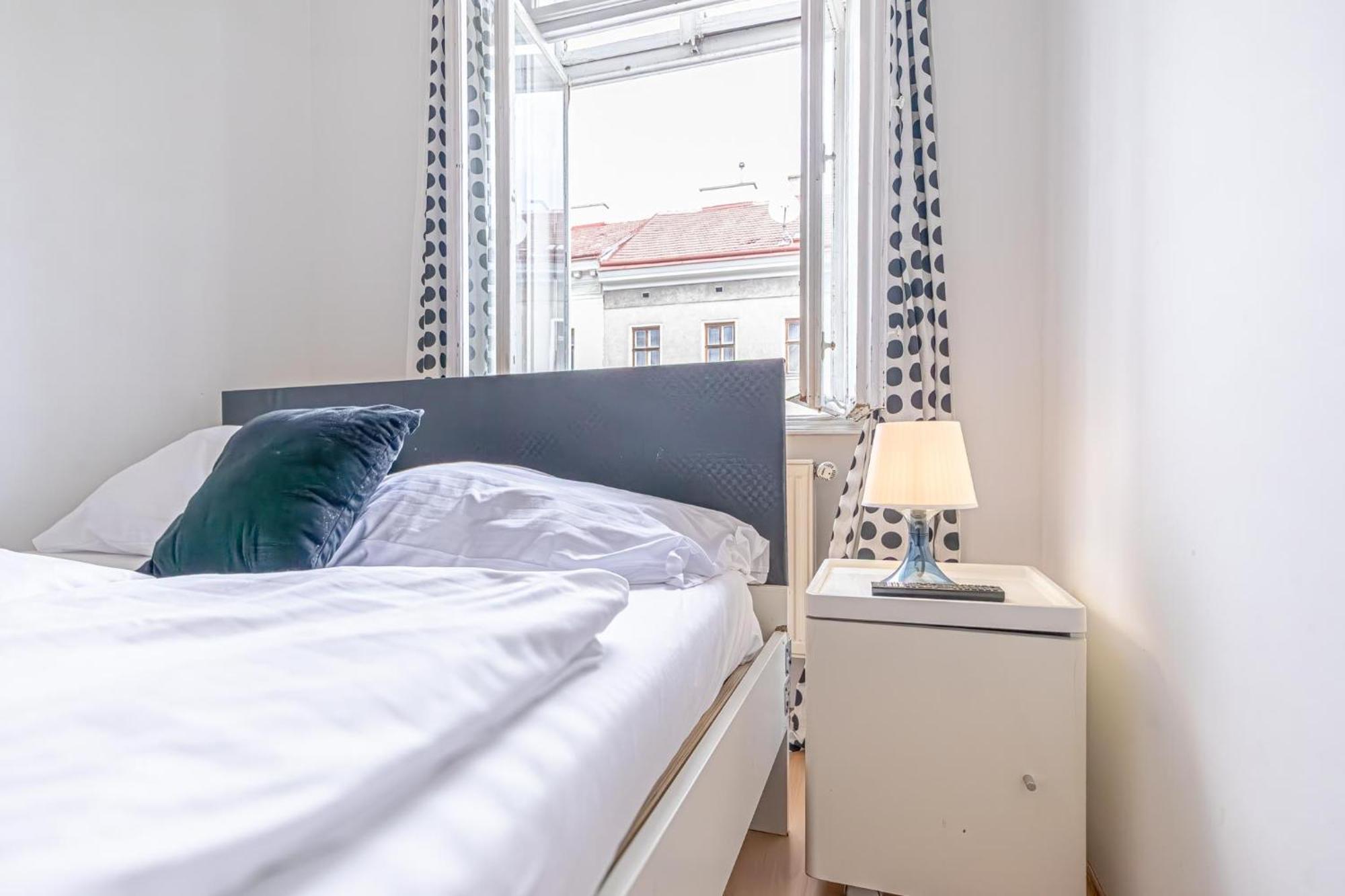 Sweet 3Br Shared Apt Near Wiener Stadthalle & Central Exterior foto