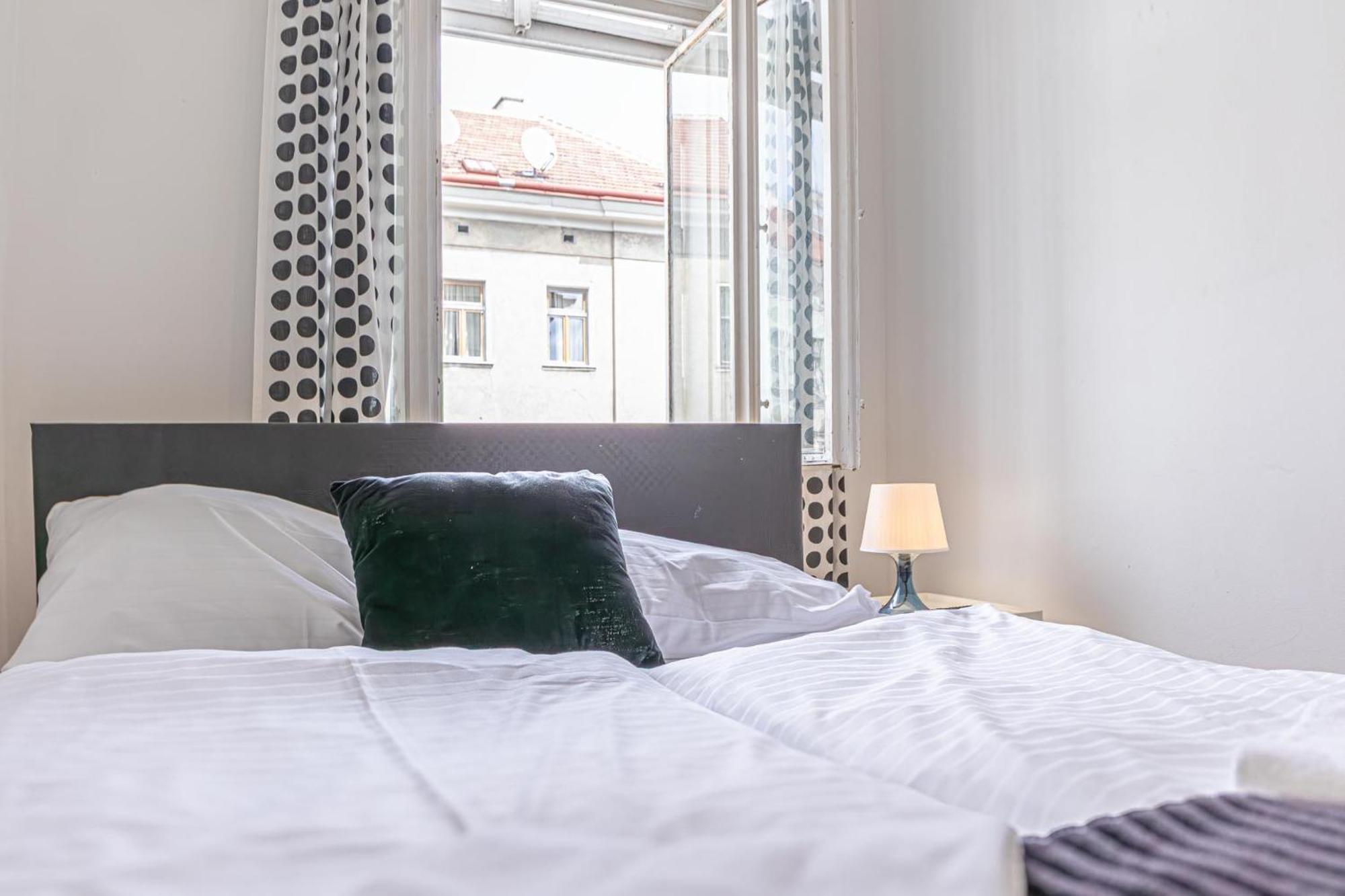 Sweet 3Br Shared Apt Near Wiener Stadthalle & Central Exterior foto