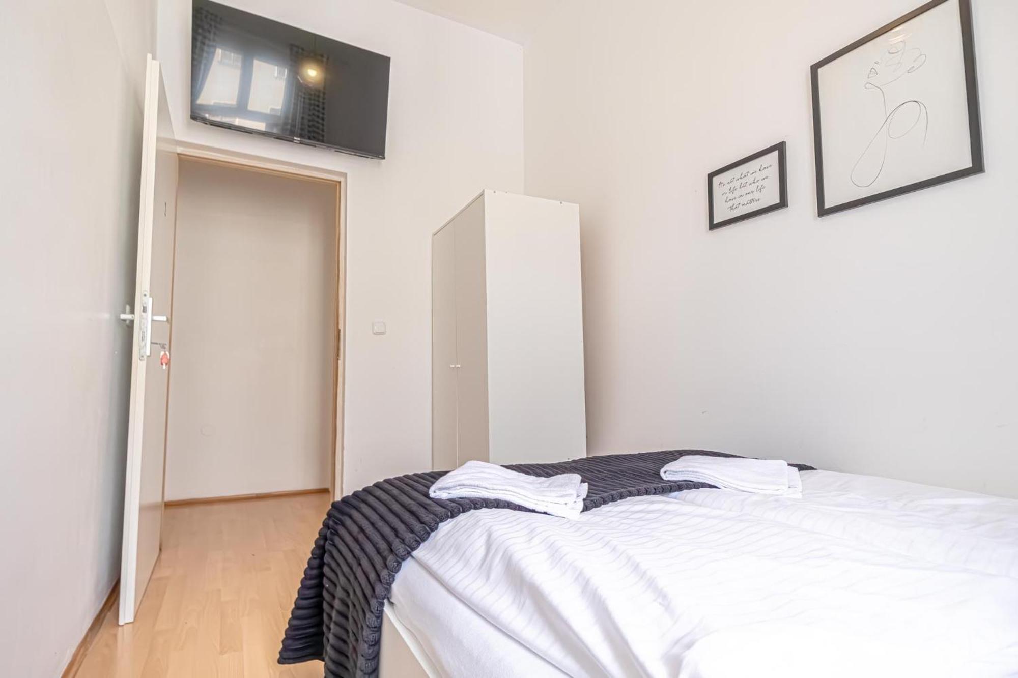 Sweet 3Br Shared Apt Near Wiener Stadthalle & Central Exterior foto