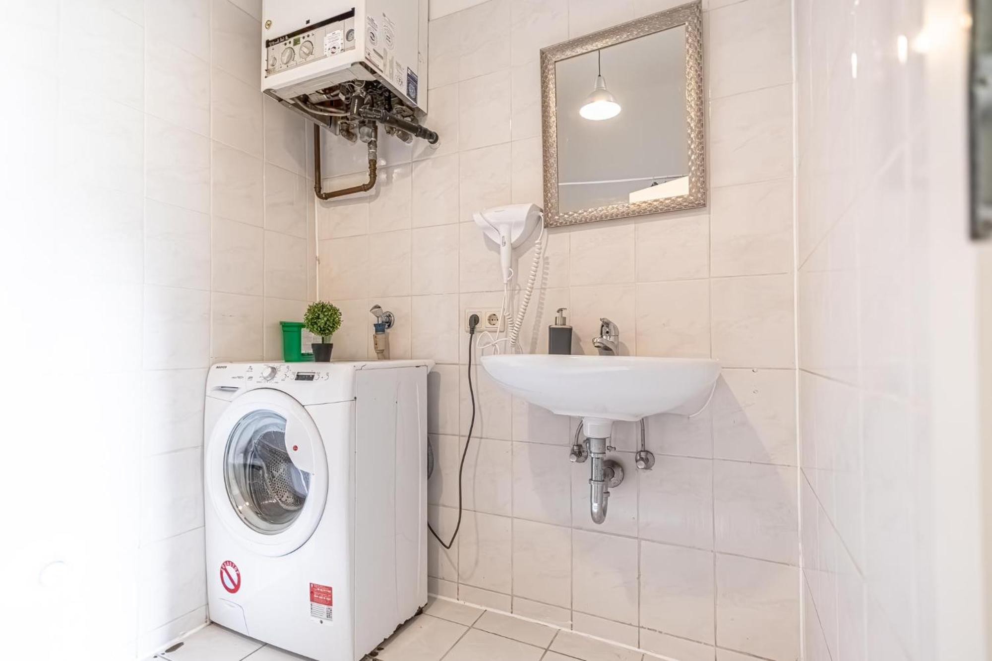 Sweet 3Br Shared Apt Near Wiener Stadthalle & Central Exterior foto